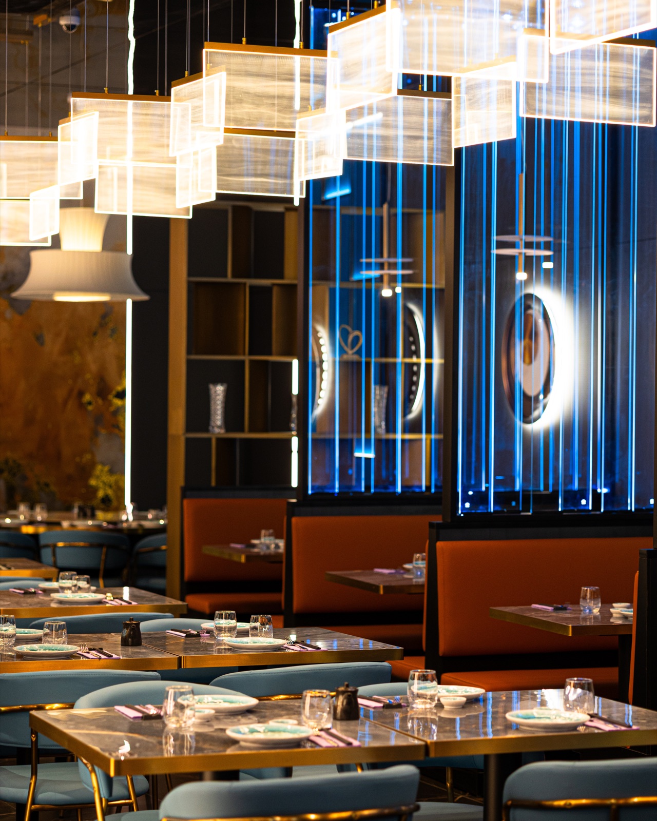 Interior del restaurante Umi Sushi en Nervión Plaza
